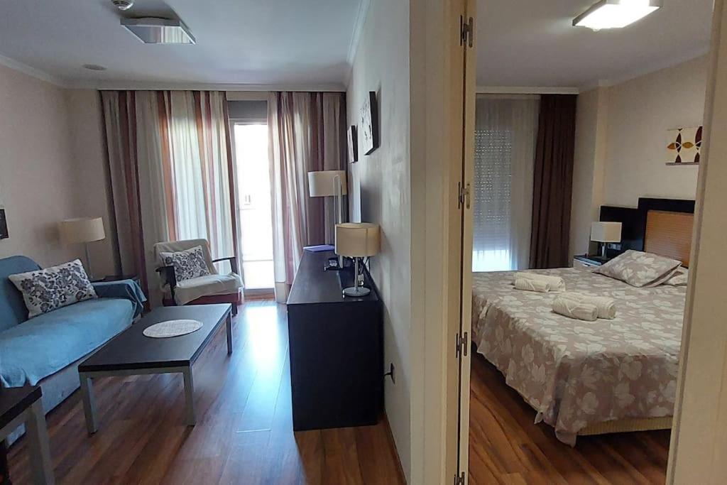 Elegante Alojamiento Con Piscina A 200 M Del Mar. Apartman Benalmádena Kültér fotó
