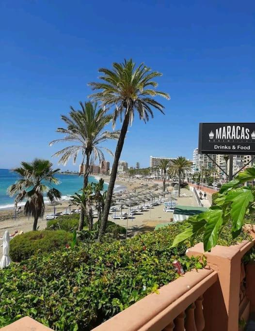 Elegante Alojamiento Con Piscina A 200 M Del Mar. Apartman Benalmádena Kültér fotó