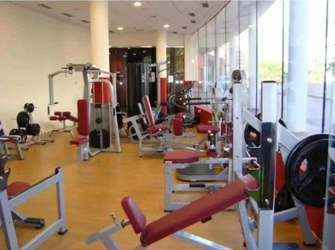 Elegante Alojamiento Con Piscina A 200 M Del Mar. Apartman Benalmádena Kültér fotó